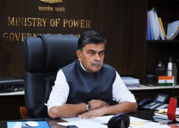 Shri R K Singh, Union Minister for Power and MNRE